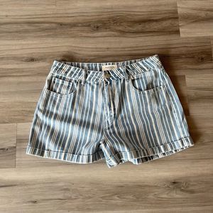 Pac Sun 30 Mom Short Denim Striped Cuffed Shorts